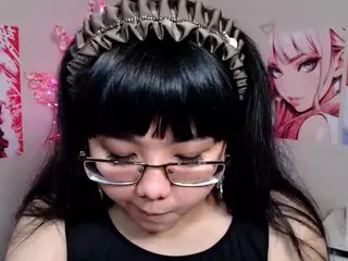 Moertomlly's Live Sex Cam Show