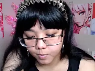 Moertomlly's Live Sex Cam Show