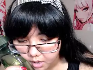 Moertomlly's Live Sex Cam Show