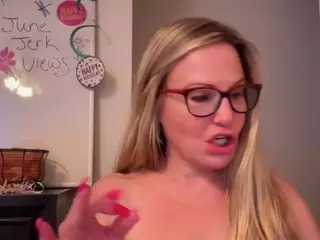 MIlf-Goddess's Live Sex Cam Show