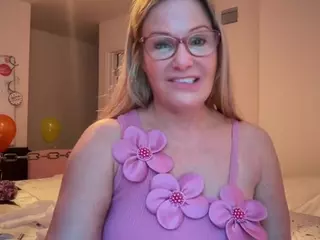 MIlf-Goddess's Live Sex Cam Show
