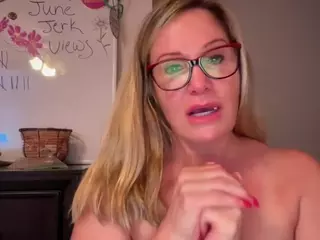 MIlf-Goddess's Live Sex Cam Show