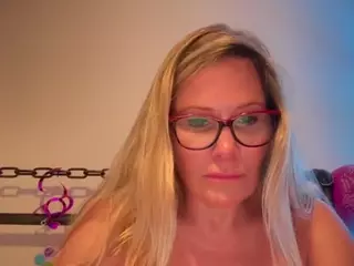 MIlf-Goddess's Live Sex Cam Show