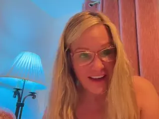 MIlf-Goddess's Live Sex Cam Show
