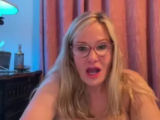 MIlf-Goddess's Live Sex Cam Show