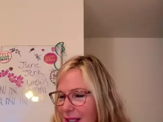 MIlf-Goddess's Live Sex Cam Show