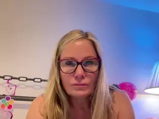 MIlf-Goddess's Live Sex Cam Show
