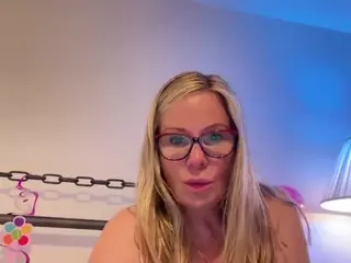 MIlf-Goddess's Live Sex Cam Show