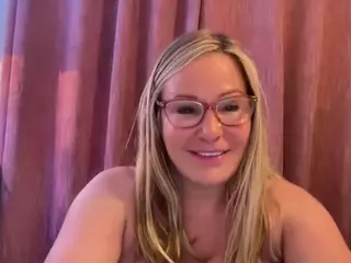 MIlf-Goddess's Live Sex Cam Show