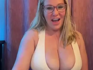 MIlf-Goddess's Live Sex Cam Show