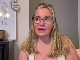 MIlf-Goddess's Live Sex Cam Show