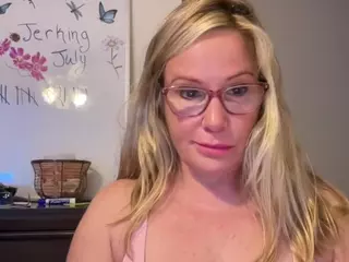 MIlf-Goddess's Live Sex Cam Show