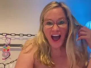 MIlf-Goddess's Live Sex Cam Show
