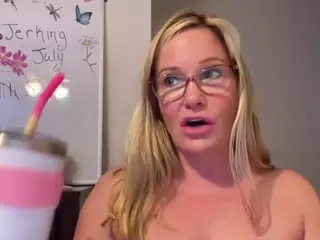MIlf-Goddess's Live Sex Cam Show