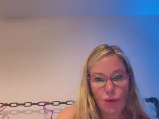MIlf-Goddess's Live Sex Cam Show