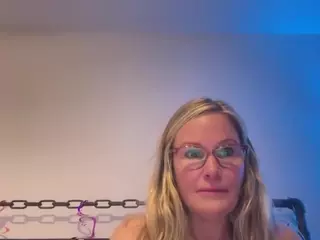 MIlf-Goddess's Live Sex Cam Show