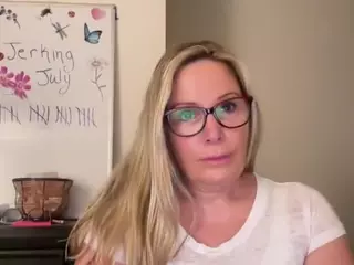 MIlf-Goddess's Live Sex Cam Show