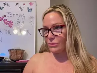 MIlf-Goddess's Live Sex Cam Show
