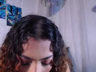 emma-honey22's Live Sex Cam Show