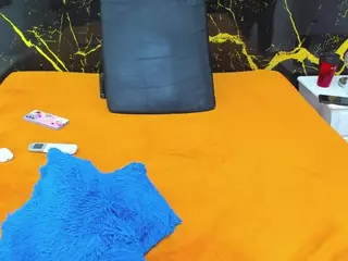 HannyMansonh's Live Sex Cam Show