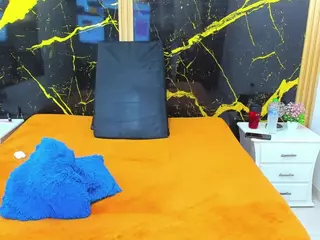 HannyMansonh's Live Sex Cam Show