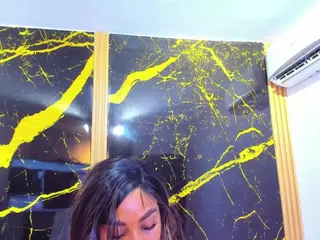 HannyMansonh's Live Sex Cam Show