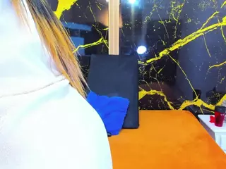 HannyMansonh's Live Sex Cam Show