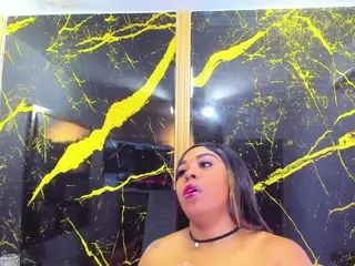 HannyMansonh's Live Sex Cam Show