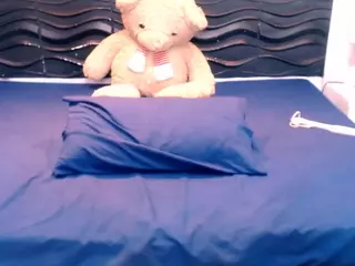 Laura-riley's Live Sex Cam Show