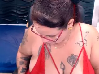 Laura-riley's Live Sex Cam Show
