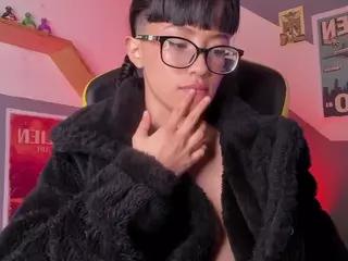 Marcelinee50's Live Sex Cam Show
