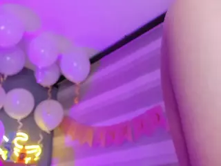 Marcelinee50's Live Sex Cam Show
