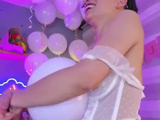 Marcelinee50's Live Sex Cam Show