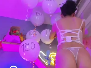 Marcelinee50's Live Sex Cam Show