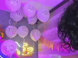 Marcelinee50's Live Sex Cam Show