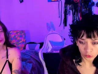 DUNGEONGIRLS1's Live Sex Cam Show