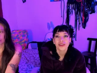 DUNGEONGIRLS1's Live Sex Cam Show
