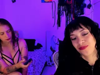 DUNGEONGIRLS1's Live Sex Cam Show