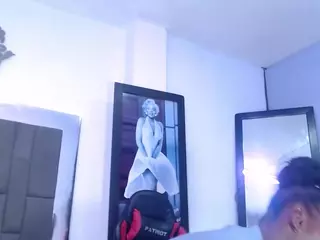SweetEbonny1's Live Sex Cam Show