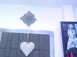 SweetEbonny1's Live Sex Cam Show