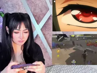 Mikuru28's Live Sex Cam Show