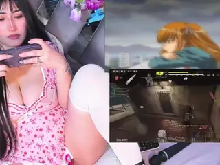Mikuru28's Live Sex Cam Show