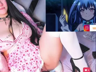 Mikuru28's Live Sex Cam Show