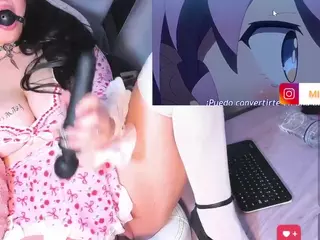 Mikuru28's Live Sex Cam Show