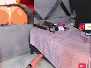 Mikuru28's Live Sex Cam Show