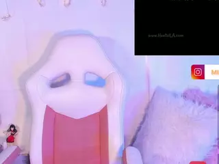 Mikuru28's Live Sex Cam Show