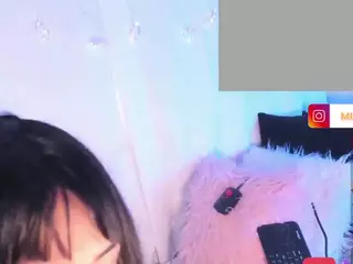 Mikuru28's Live Sex Cam Show