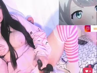 Mikuru28's Live Sex Cam Show