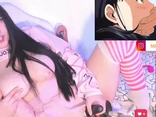 Mikuru28's Live Sex Cam Show