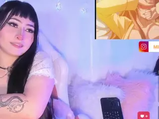 Mikuru28's Live Sex Cam Show